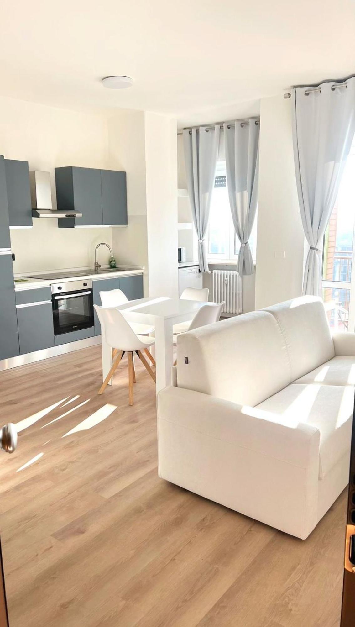 Sky Top Apartment Biella Gaglianico Exterior foto